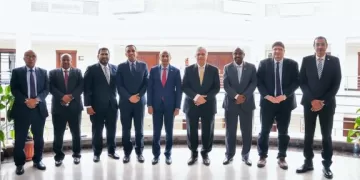 وزير التعليم العالي يبحث مع نظيره الجيبوتي تعزيز الشراكة في الذكاء الاصطناعي والطاقة والمنح الدراسية