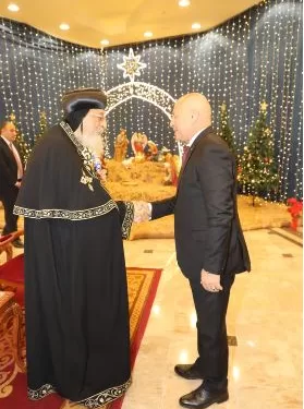 محافظ القاهرة يهنئ البابا تواضروس الثاني بعيد الميلاد المجيد