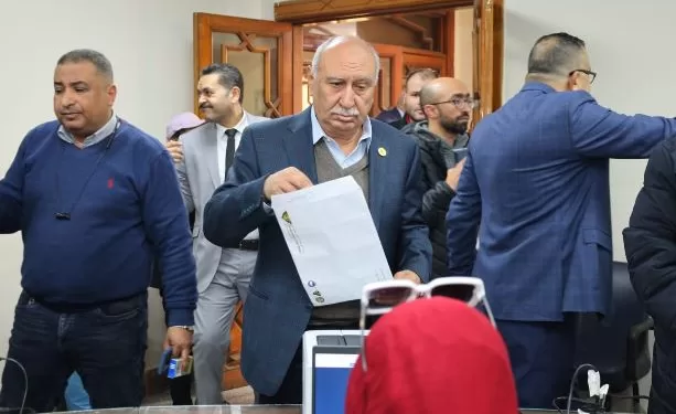 أحمد عثمان يتقدم رسميًا بأوراق ترشحه لمنصب «نقيب المهندسين» 1 - جريدة الجمهورية أحمد عثمان يتقدم رسميًا بأوراق ترشحه لمنصب «نقيب المهندسين»