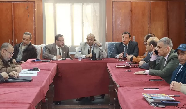 متابعة إمتحانات صفوف النقل من غرفة العمليات المركزية بالدقهلية 