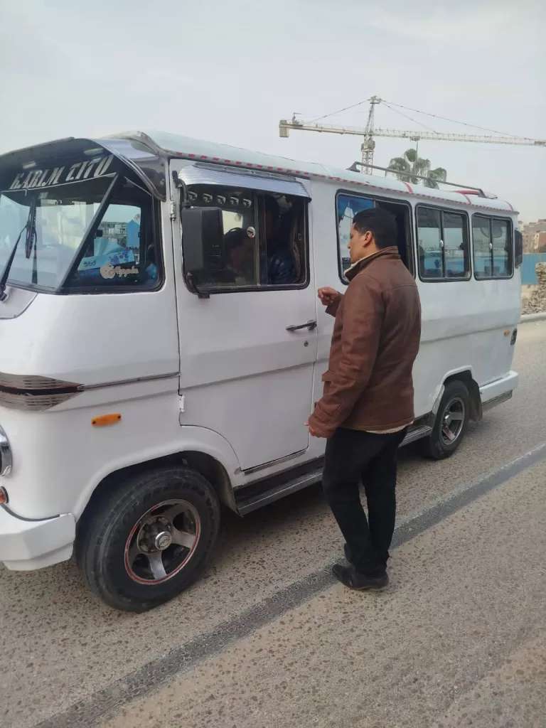 محافظة الجيزة تكثف حملات السرفيس بعناصر متخفية لرصد المخالفات 4 - جريدة الجمهورية 18 4 - جريدة الجمهورية