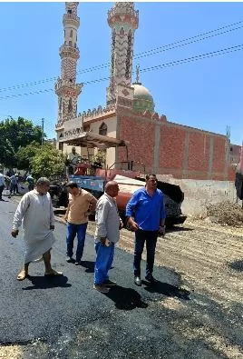 مركز الحسينية.. طفرة في الخطة الاستثمارية.. رصف الشوارع بالإنترلوك واسترداد 29 فداناً من الأراضي الزراعية 3 - جريدة الجمهورية 2 11 - جريدة الجمهورية