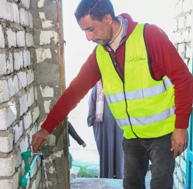 «الأورمان» تنتهي من تركيب «113» ألف وصلة مياه شرب لخدمة نصف مليون مواطن بالمحافظات 1 - جريدة الجمهورية «الأورمان» تنتهي من تركيب «113» ألف وصلة مياه شرب لخدمة نصف مليون مواطن بالمحافظات