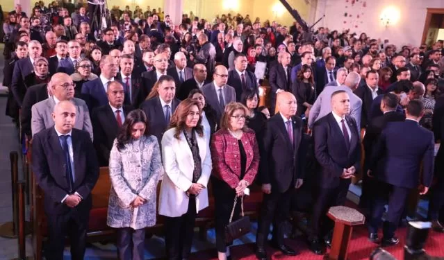 محافظُ القاهرةِ يشهدُ احتفالَ الطائفةِ الإنجيليةِ بعيدِ الميلادِ المجيد نيابة عن رئيس الوزراء