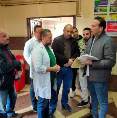 وكيل صحة البحيرة يتفقد مستشفى الرحمانية المركزي ويخصص «50 مليون» جنيه للتطوير