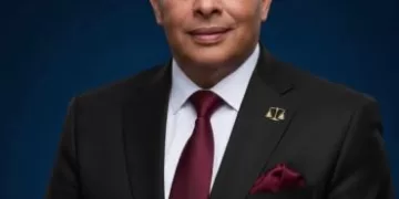 «مجدي رسلان» .. نقيباً لمحامي المنيا