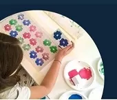 «بصمة لون».. ورشة إبداعية للأطفال والشباب بفنون تطبيقية جامعة العاصمة 5 - جريدة الجمهورية «بصمة لون».. ورشة إبداعية للأطفال والشباب بفنون تطبيقية جامعة العاصمة