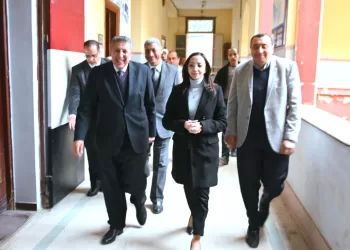 محافظ البحيرة تتفقد لجان كفر الدوار لمتابعة سير الامتحانات وتوفير مناخ آمن ومنضبط