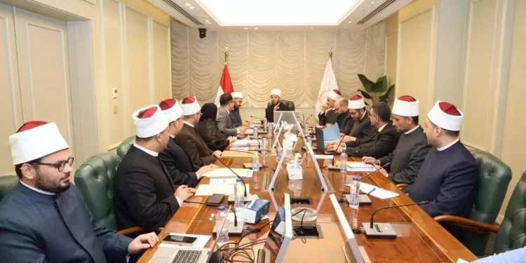 الأوقاف تبحث استعدادات الوزارة لشهر رمضان المبارك
