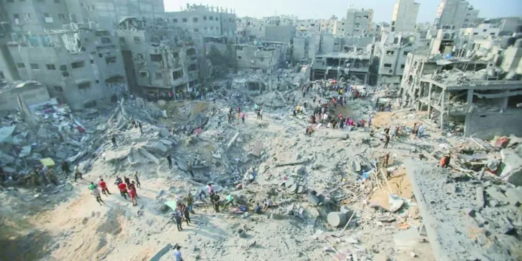 دعم إنهاء الحرب فى غزة.. وإقامة «الدولة الفلسطينية»