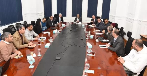 رئيس «القابضة للمياه» يتابع الموقف التنفيذي لمشروع «مصرف كيتشنر» ويوجه بتوطين الصناعة المحلية 3 - جريدة الجمهورية 3 81 - جريدة الجمهورية