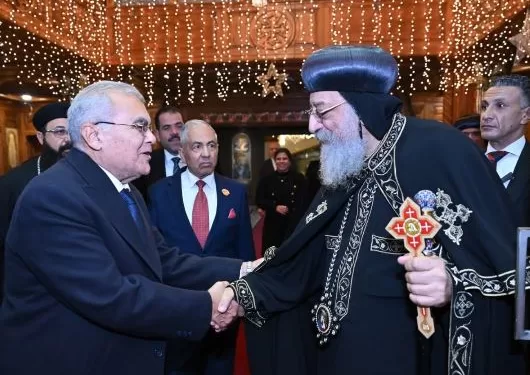 «رئيس مجلس الشيوخ» يزور «البابا تواضروس» للتهنئة بعيد الميلاد المجيد