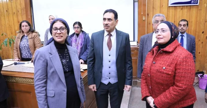 «قيادات القاهرة» يتفقدون لجان امتحانات الفصل الدراسي الأول بكليات الجامعة