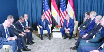 السيسى خلال لقائه نظيره الأمريكى على هامش  «دافوس»