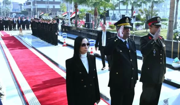 6 33 - جريدة الجمهورية