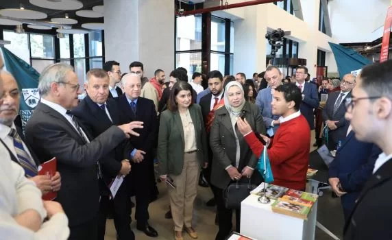 بمشاركة 34 فرعاً دولياً.. افتتاح معرض «مستقبل الإبداع» لطلاب الجامعات الأجنبية بالعاصمة الإدارية 9 - جريدة الجمهورية 8 22 - جريدة الجمهورية