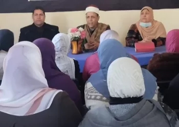 ندوة تثقيفية تحت عنوان حقوق الإنسان وتطور التكنولوجيا بقرية لقانة بشبراخيت 