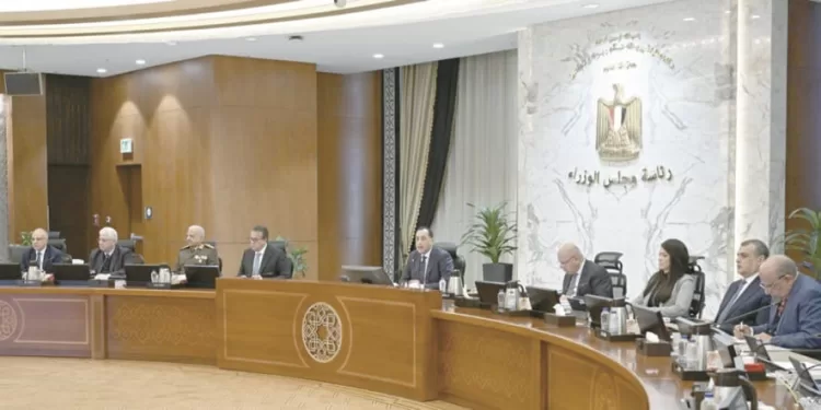 مستعدون لتقديم كل التسهيلات لدعم أنشطة المستثمرين 1 - جريدة الجمهورية مستعدون لتقديم كل التسهيلات لدعم أنشطة المستثمرين