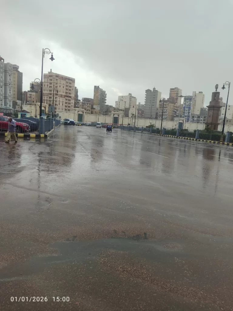 الإسكندرية تواجه طقس العام الجديد بـ 150 سيارة صرف صحي وانتشار مروري مكثف 2 - جريدة الجمهورية WhatsApp Image 2026 01 01 at 3.41.04 PM - جريدة الجمهورية