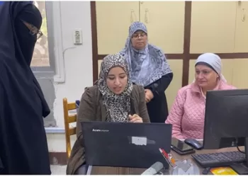 تعليم السويس يطلق مبادرة البث المباشر لمراجعات الإعدادية 5 - جريدة الجمهورية تعليم السويس يطلق مبادرة البث المباشر لمراجعات الإعدادية