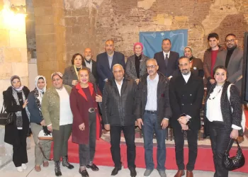 د. هشام الليثي في صالون «نفرتيتي» الثقافي: نملك أرشيفاً ضخماً من الصور والخرائط والرسومات النادرة يوثق الآثار المصرية منذ عام 1800م