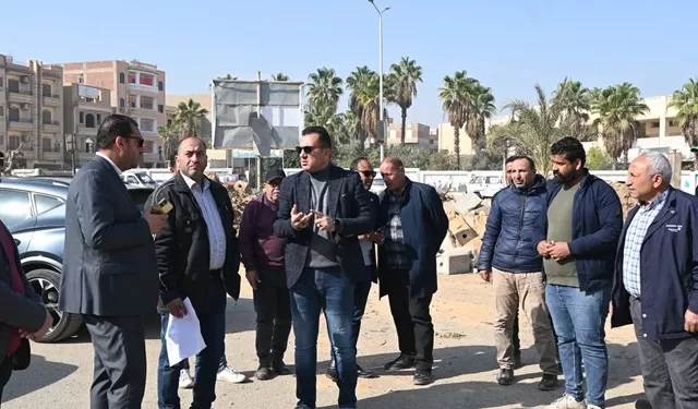 أسواق حضارية بديلة للباعة الجائلين في العاشر من رمضان 1 - جريدة الجمهورية أسواق حضارية بديلة للباعة الجائلين في العاشر من رمضان