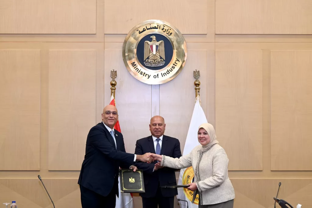 اتفاق بين «الصناعة» و«تنمية المشروعات» لدعم المشروعات الصناعية الصغيرة وتخفيض الواردات 2 - جريدة الجمهورية WhatsApp Image 2026 01 06 at 5.57.00 PM 3 - جريدة الجمهورية