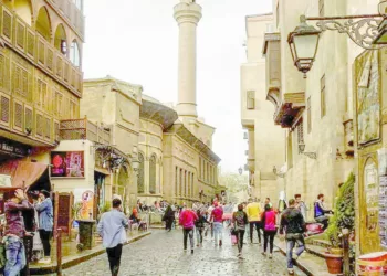 لعنة «الرباط الصليبي»