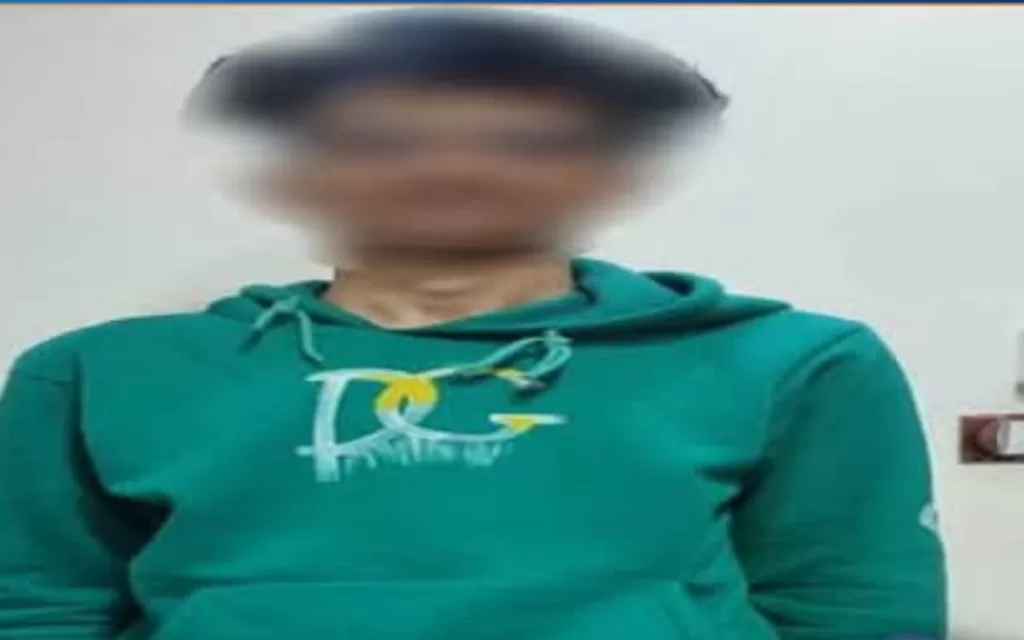 ضبط شخصين لإدارتهما صفحات لترويج الأسلحة النارية والبيضاء عبر «السوشيال ميديا» 3 - جريدة الجمهورية WhatsApp Image 2026 01 07 at 5.58.46 PM 2 - جريدة الجمهورية