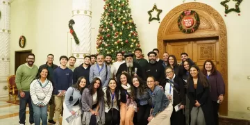 البابا تواضروس يستقبل أبناء الكنيسة من أستراليا ونيويورك