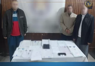 ثلاثي الشر في مهمة شيطانية.. احترفوا تزوير المستندات الحكومية وبيعها للراغبين 1 - جريدة الجمهورية ثلاثي الشر في مهمة شيطانية.. احترفوا تزوير المستندات الحكومية وبيعها للراغبين