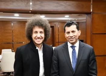 خلال لقائه بـ«بطل معركة السفارات».. «صبحي» يؤكد دور شبابنا بالخارج كحائط صد ضد الشائعات