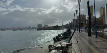 أمطار غزيرة ورياح عاتية تضرب الإسكندرية في أول أيام «نوة الفيضة الكبرى»