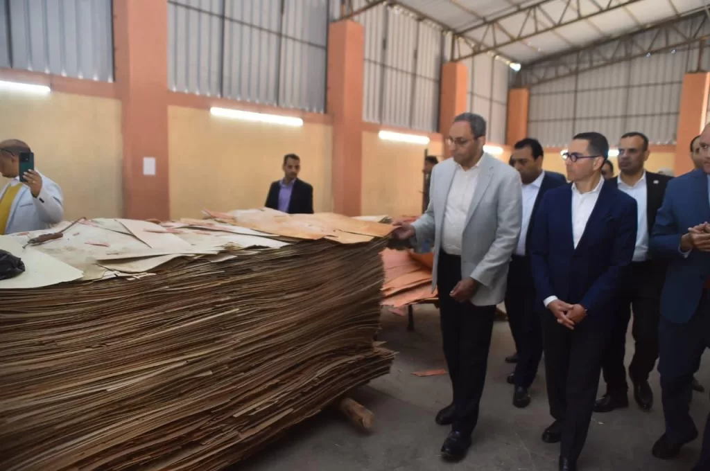 وزير الاستثمار ومحافظ قنا يتفقدان سير العمل بالمنطقة الحرة العامة بقفط 8 - جريدة الجمهورية WhatsApp Image 2026 01 10 at 3.15.13 PM - جريدة الجمهورية