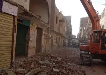 محافظ الشرقية يقرر تشكيل لجان هندسية لحصر المنشآت الآيلة للسقوط