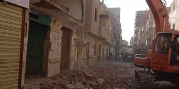 محافظ الشرقية يقرر تشكيل لجان هندسية لحصر المنشآت الآيلة للسقوط