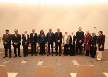 تجسيداً للاقتصاد الأخضر.. وزيرا السياحة والبيئة يتسلمان تقرير البصمة الكربونية للمتحف الكبير