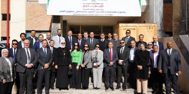 محافظ مطروح يفتتح أعمال تطوير وحدة الغسيل الكلوي بمستشفى مطروح العام