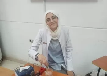 بمعامل قصر العيني.. طلاب طب القاهرة الأهلية يواصلون تدريباتهم العملية 3 - جريدة الجمهورية بمعامل قصر العيني.. طلاب طب القاهرة الأهلية يواصلون تدريباتهم العملية