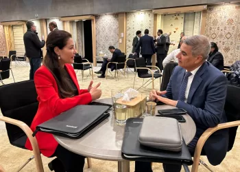 ياسمين خميس من فرانكفورت: مناخ الاستثمار في مصر «تنافسي».. والذكاء الاصطناعي ركيزة نمو «النساجون الشرقيون»