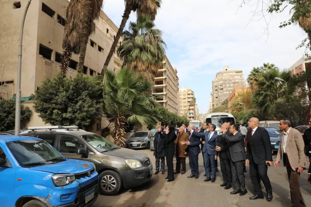 وزير الاستثمار ومستشار الرئيس ومحافظ القاهرة يتفقدون «مربع الوزارات» بوسط البلد لبحث استغلال الأصول 6 - جريدة الجمهورية WhatsApp Image 2026 01 13 at 2.57.09 PM 5 - جريدة الجمهورية