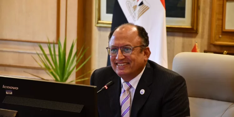 رئيس جامعة العاصمة يشدد على سرعة الانتهاء من إعلان نتائج «الترم» الأول