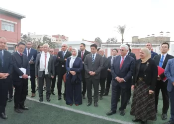 وفد ياباني يزور معهد «الكوزن» بالعاشر من رمضان لتعزيز أواصر التعاون الثنائي