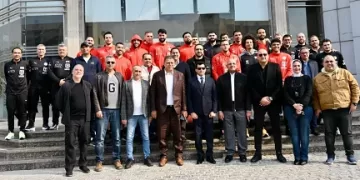 صبحي يؤازر «فراعنة اليد» قبل رحلة رواندا: «أنتم مصدر فخرنا وننتظر اللقب الإفريقي»