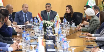 لوضع خريطة عمل مشتركة لخدمة المواطنين.. محافظ الجيزة يستقبل أعضاء مجلسي النواب والشيوخ الجدد