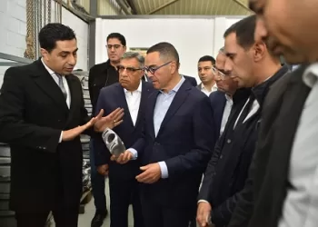 جولة لوزير الاستثمار داخل المنطقة الاستثمارية بميت غمر لدعم الصناعة الوطنية