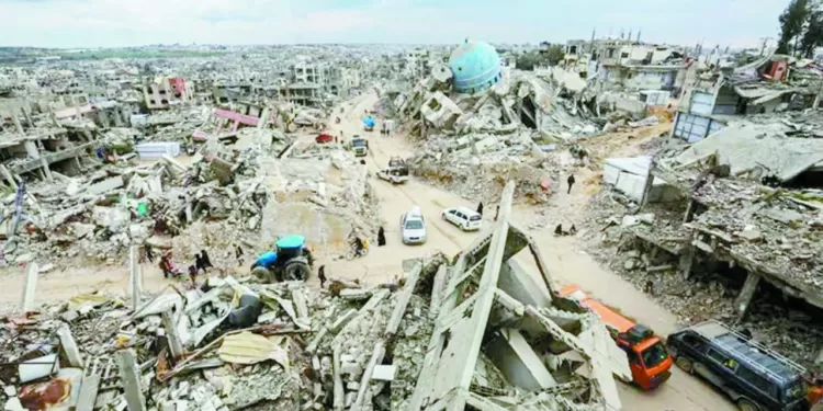 سياسيون فلسطينيون: نجاح مصرى كبير.. واللجنة أمامها مهمة ثقيلة 1 - جريدة الجمهورية «عيد» يعود لدائرة الاهتمامات فى «القلعة الحمراء»