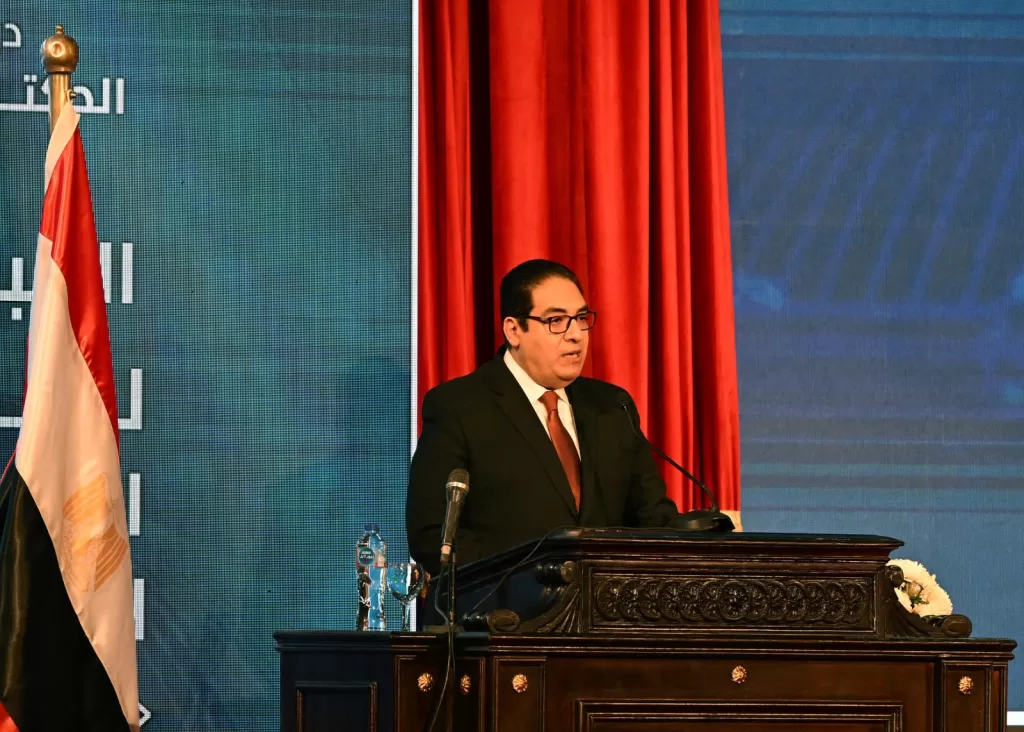 برعاية كريمة من السيدة الفاضلة انتصار السيسي قرينة فخامة رئيس الجمهورية جامعة القاهرة تحتضن احتفالية تدشين مبادرة «منحة علماء المستقبل» 5 - جريدة الجمهورية WhatsApp Image 2026 01 20 at 10.37.12 PM1 - جريدة الجمهورية