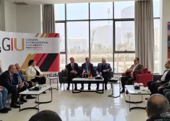 أشرف منصور: «الألمانية الدولية» ركيزة لتوطين الصناعة وترسيخ مكانة مصر مركزاً إقليمياً للتعليم التطبيقي