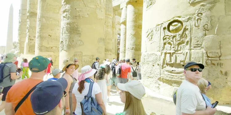 استهداف 48 سوقًا سياحيًا وزيادة فى أعداد القادمين 25٪ 1 - جريدة الجمهورية الزمالك يستعد للمصرى فى الكونفدرالية